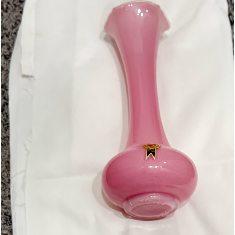 Opaline Pink Vintage Vase - Picture 4 of 4